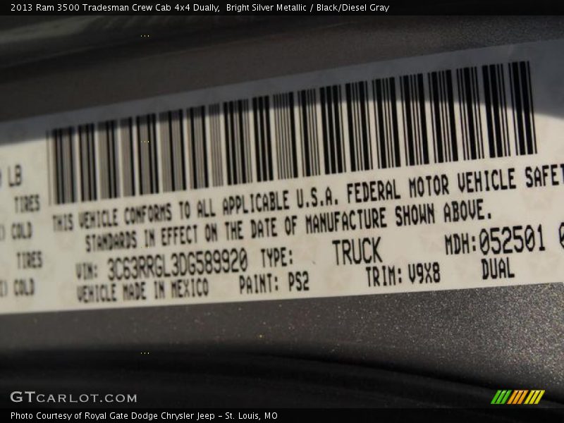 Bright Silver Metallic / Black/Diesel Gray 2013 Ram 3500 Tradesman Crew Cab 4x4 Dually