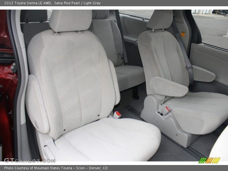 Salsa Red Pearl / Light Gray 2013 Toyota Sienna LE AWD