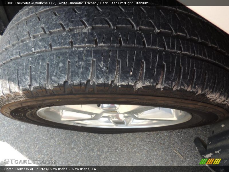 White Diamond Tricoat / Dark Titanium/Light Titanium 2008 Chevrolet Avalanche LTZ