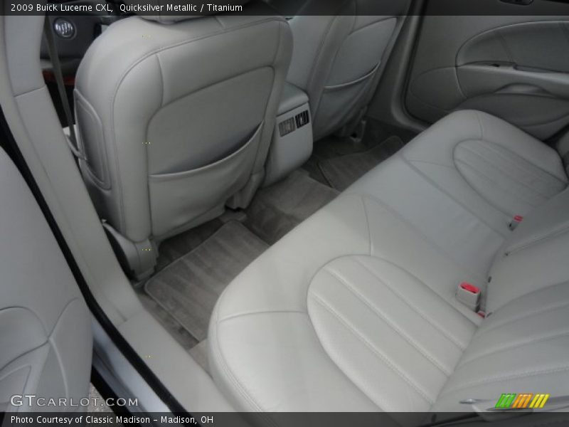 Quicksilver Metallic / Titanium 2009 Buick Lucerne CXL