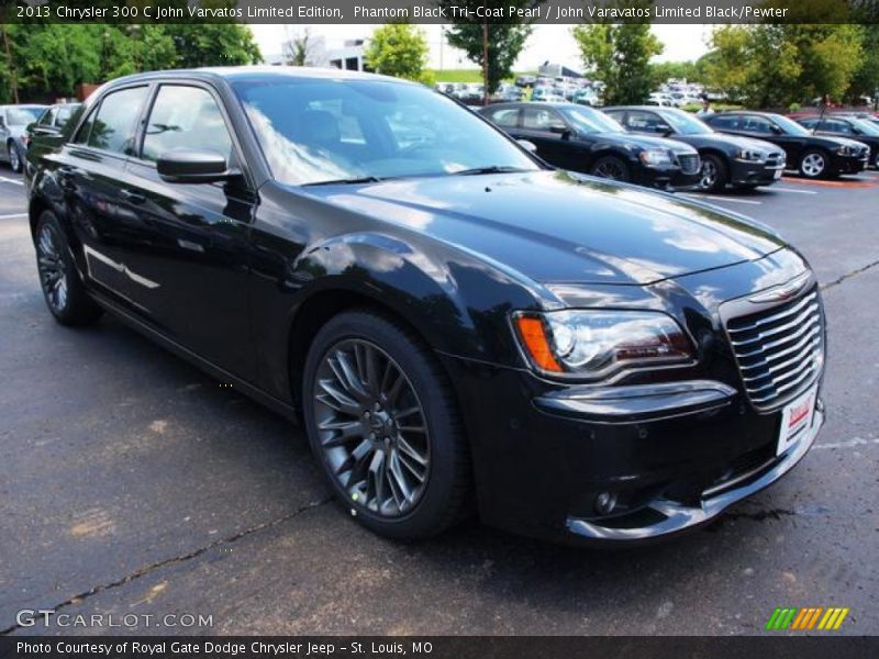 Phantom Black Tri-Coat Pearl / John Varavatos Limited Black/Pewter 2013 Chrysler 300 C John Varvatos Limited Edition