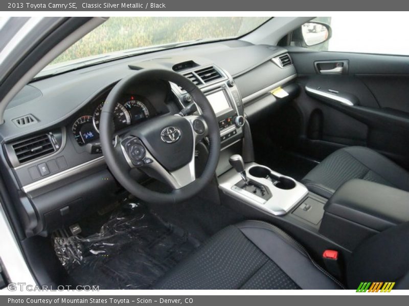 Classic Silver Metallic / Black 2013 Toyota Camry SE