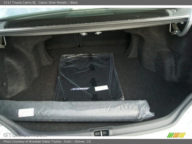Classic Silver Metallic / Black 2013 Toyota Camry SE