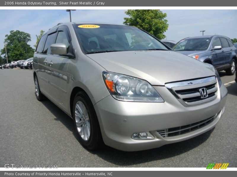 Silver Pearl Metallic / Gray 2006 Honda Odyssey Touring
