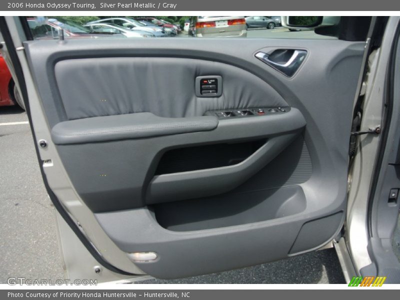 Silver Pearl Metallic / Gray 2006 Honda Odyssey Touring