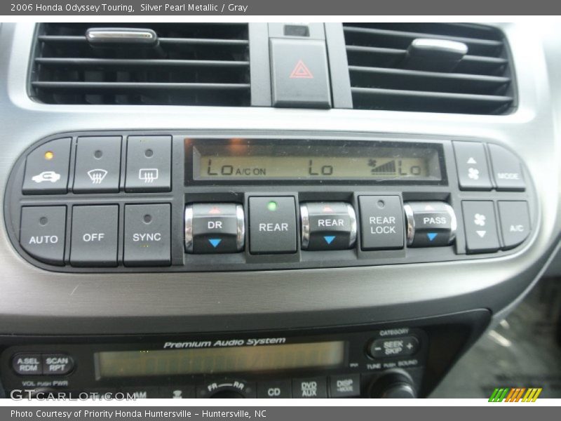 Silver Pearl Metallic / Gray 2006 Honda Odyssey Touring