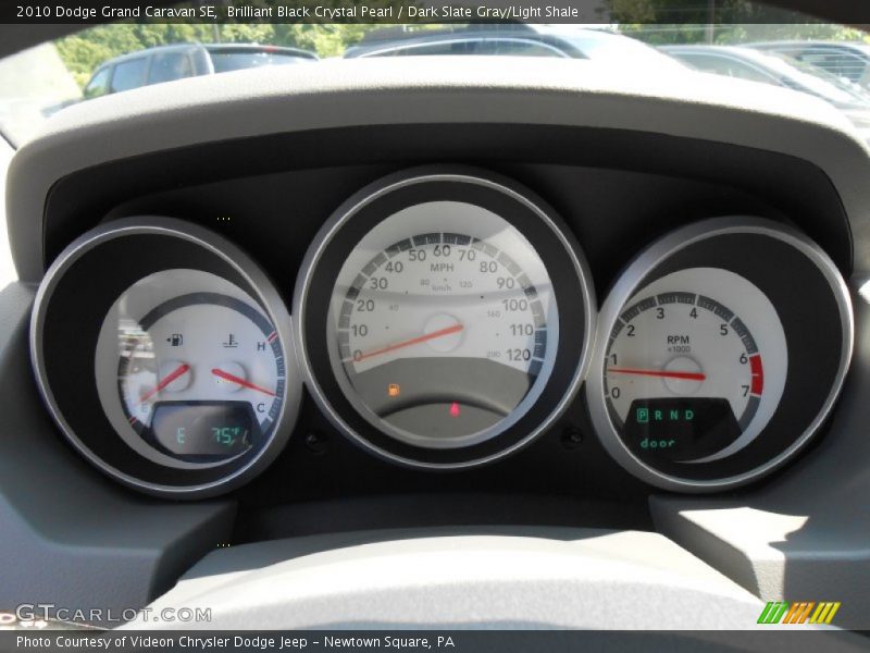 Brilliant Black Crystal Pearl / Dark Slate Gray/Light Shale 2010 Dodge Grand Caravan SE