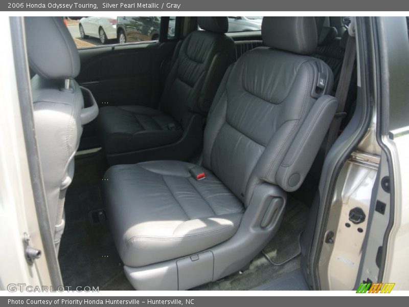 Silver Pearl Metallic / Gray 2006 Honda Odyssey Touring