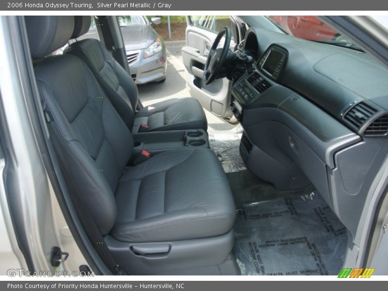 Silver Pearl Metallic / Gray 2006 Honda Odyssey Touring