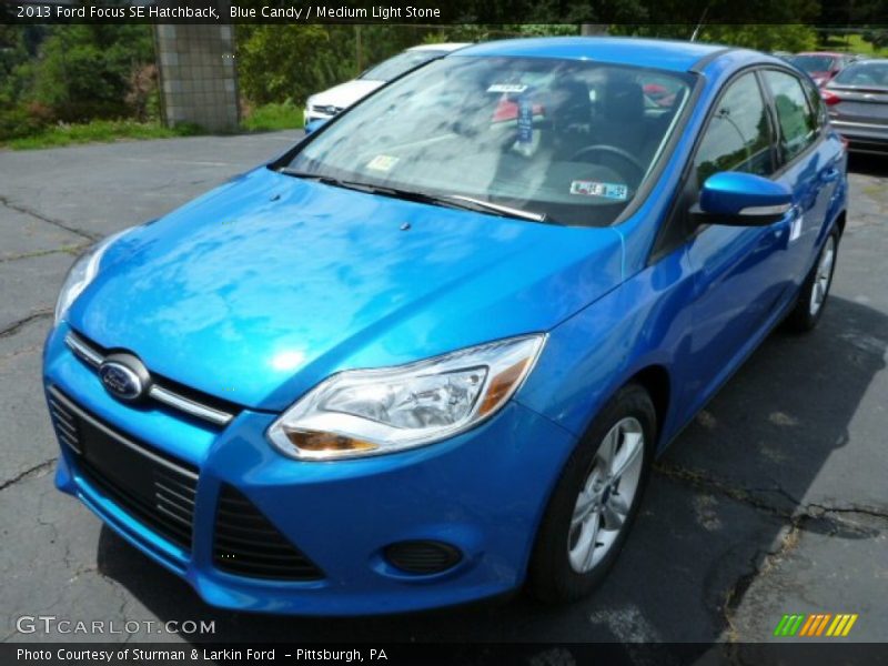 Blue Candy / Medium Light Stone 2013 Ford Focus SE Hatchback