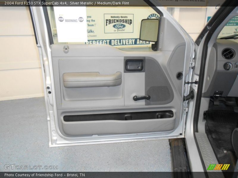 Silver Metallic / Medium/Dark Flint 2004 Ford F150 STX SuperCab 4x4
