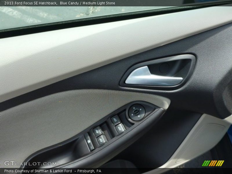 Blue Candy / Medium Light Stone 2013 Ford Focus SE Hatchback
