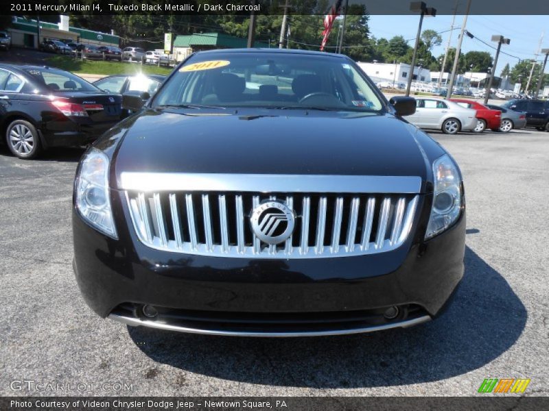 Tuxedo Black Metallic / Dark Charcoal 2011 Mercury Milan I4