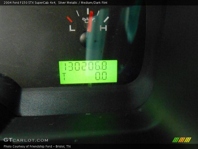Silver Metallic / Medium/Dark Flint 2004 Ford F150 STX SuperCab 4x4