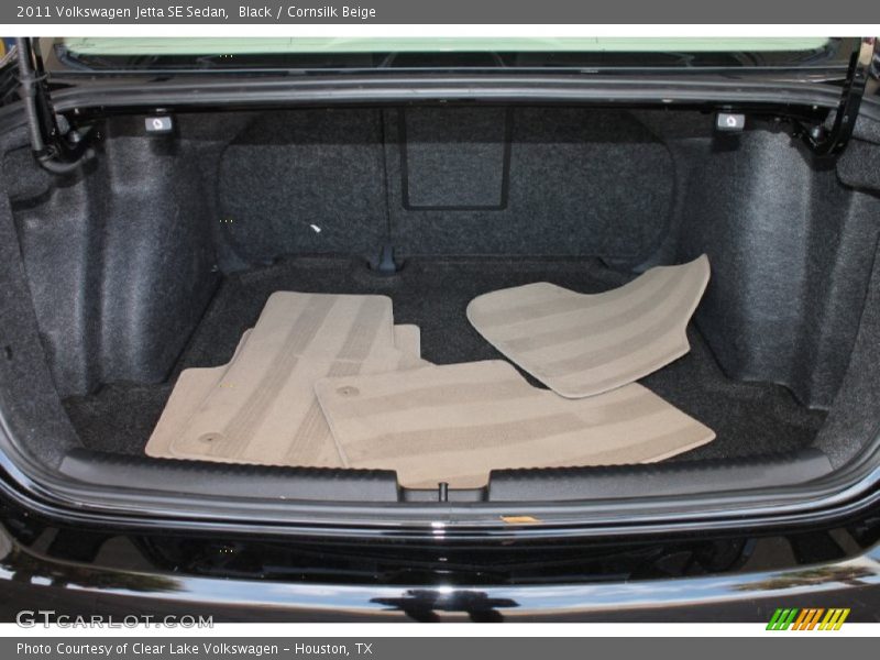 Black / Cornsilk Beige 2011 Volkswagen Jetta SE Sedan