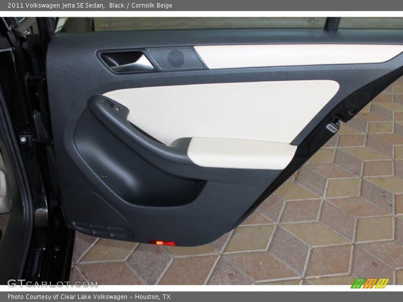 Black / Cornsilk Beige 2011 Volkswagen Jetta SE Sedan