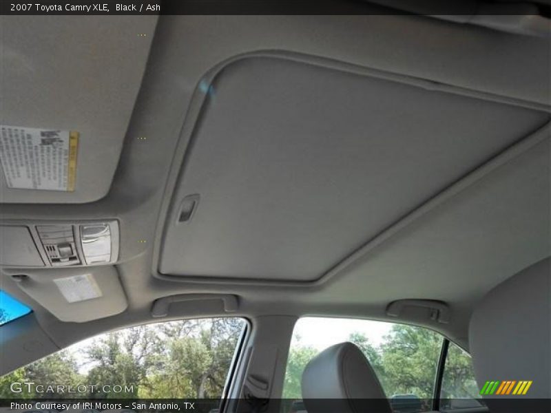 Black / Ash 2007 Toyota Camry XLE