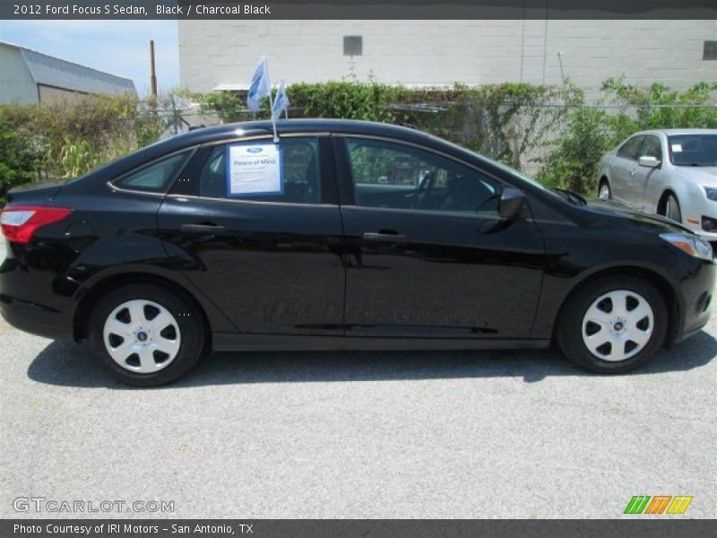 Black / Charcoal Black 2012 Ford Focus S Sedan