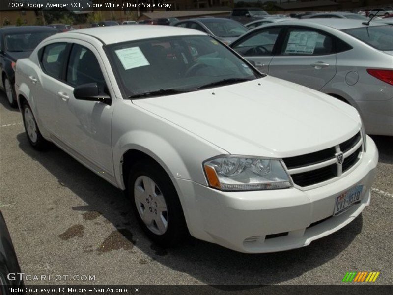 Stone White / Dark Slate Gray 2009 Dodge Avenger SXT