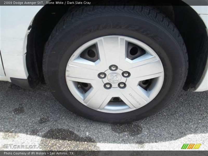 Stone White / Dark Slate Gray 2009 Dodge Avenger SXT