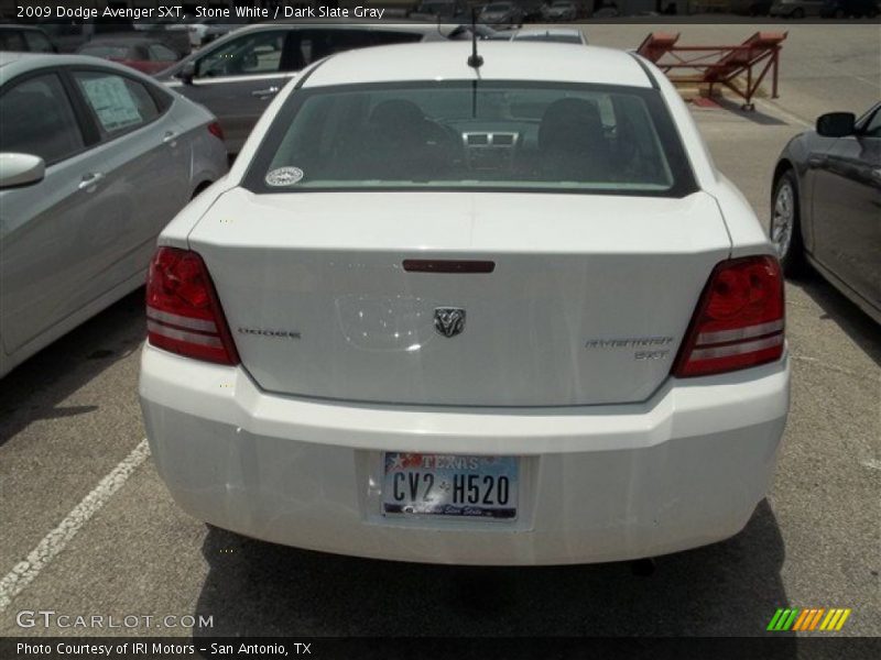 Stone White / Dark Slate Gray 2009 Dodge Avenger SXT