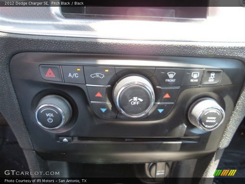 Pitch Black / Black 2012 Dodge Charger SE