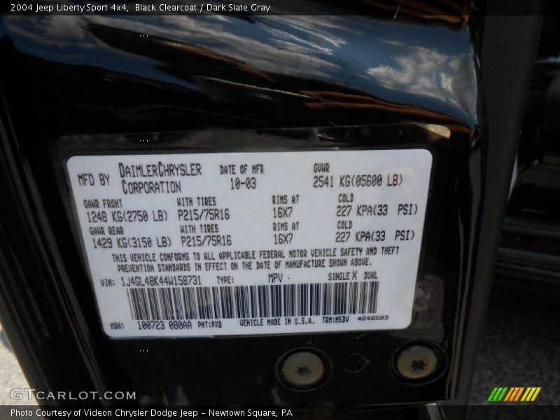Black Clearcoat / Dark Slate Gray 2004 Jeep Liberty Sport 4x4