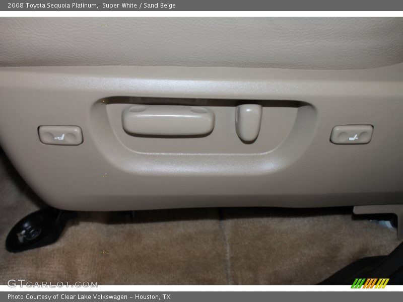 Super White / Sand Beige 2008 Toyota Sequoia Platinum