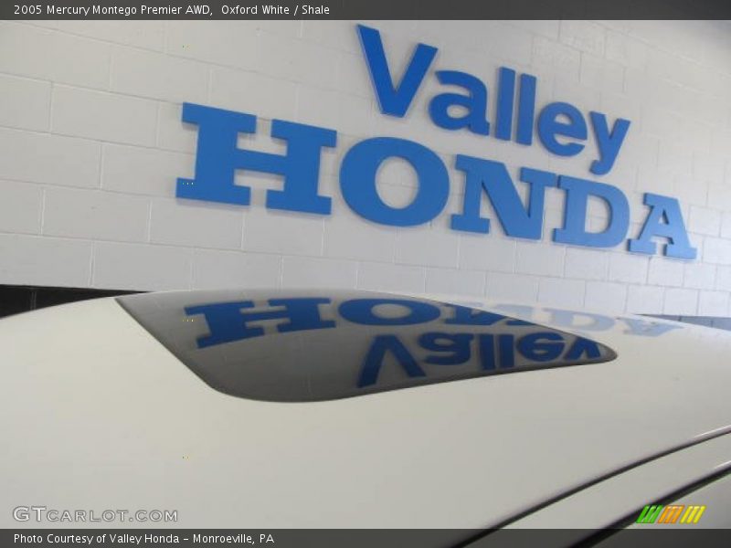 Oxford White / Shale 2005 Mercury Montego Premier AWD