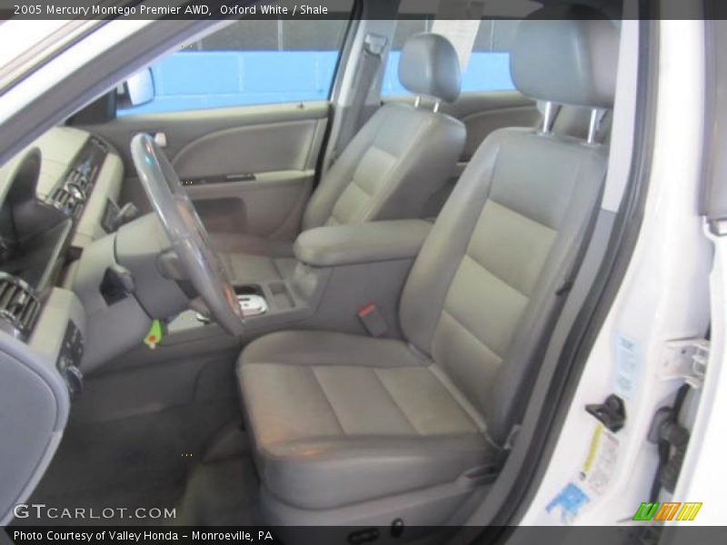 Front Seat of 2005 Montego Premier AWD