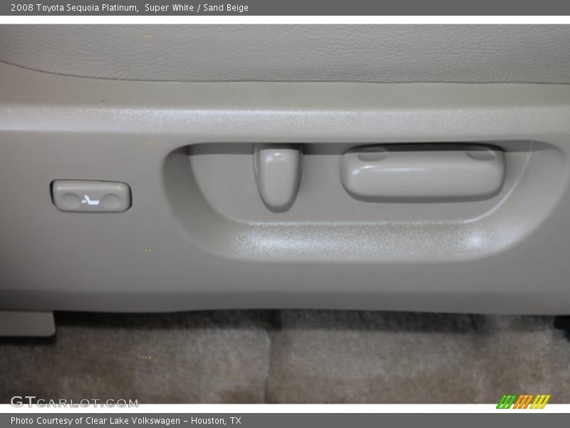 Super White / Sand Beige 2008 Toyota Sequoia Platinum
