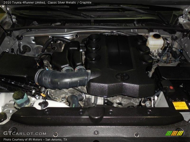 Classic Silver Metallic / Graphite 2010 Toyota 4Runner Limited