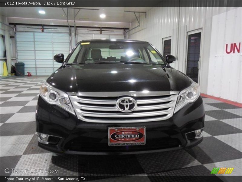 Black / Light Gray 2012 Toyota Avalon