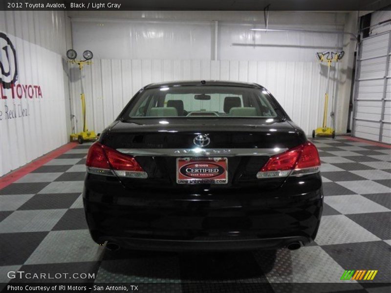 Black / Light Gray 2012 Toyota Avalon