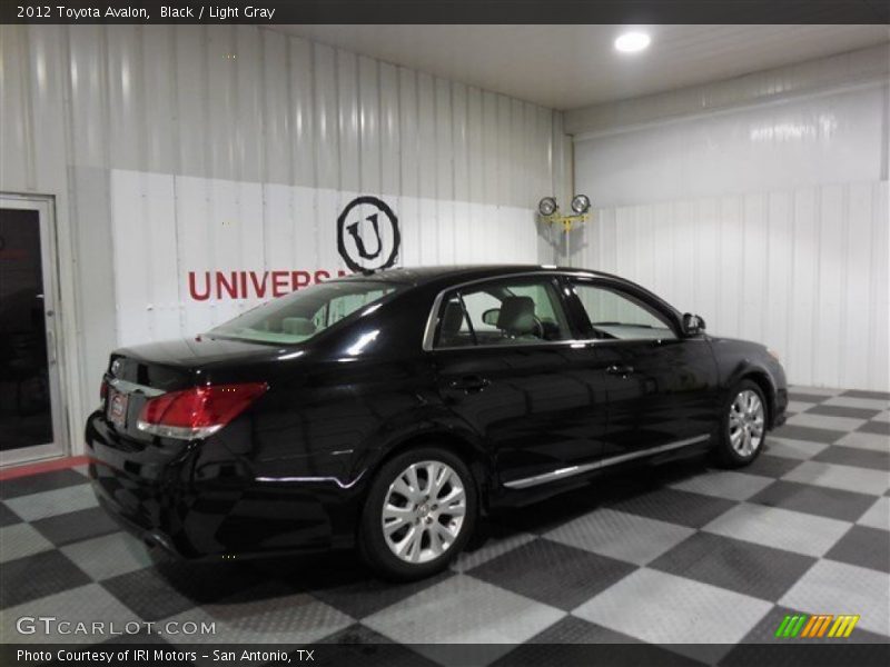Black / Light Gray 2012 Toyota Avalon