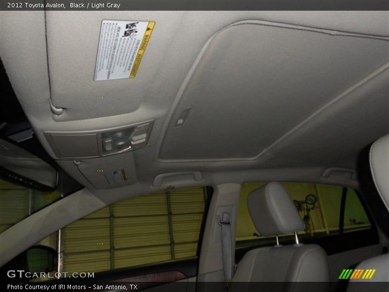 Black / Light Gray 2012 Toyota Avalon