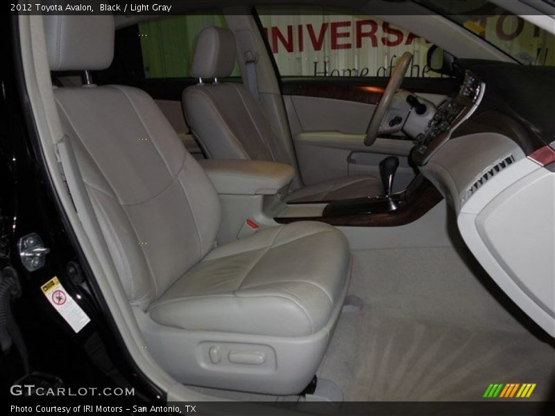 Black / Light Gray 2012 Toyota Avalon