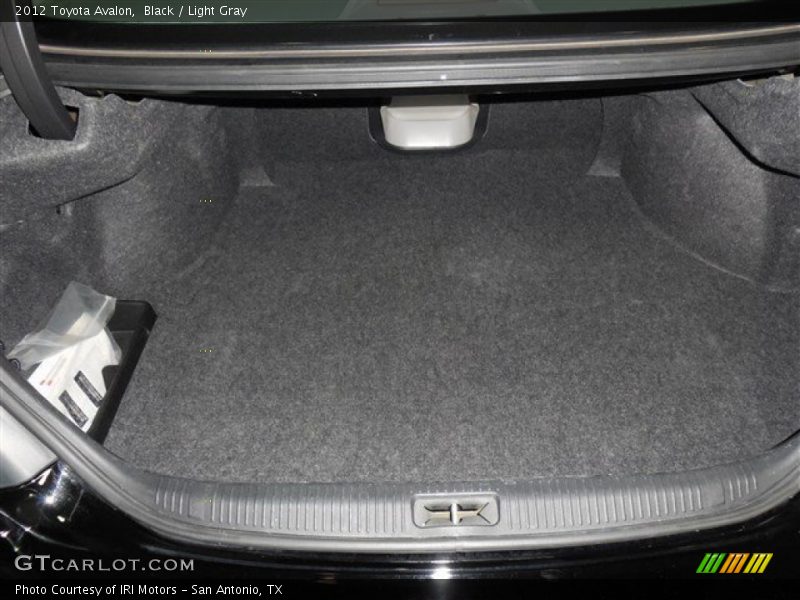 Black / Light Gray 2012 Toyota Avalon