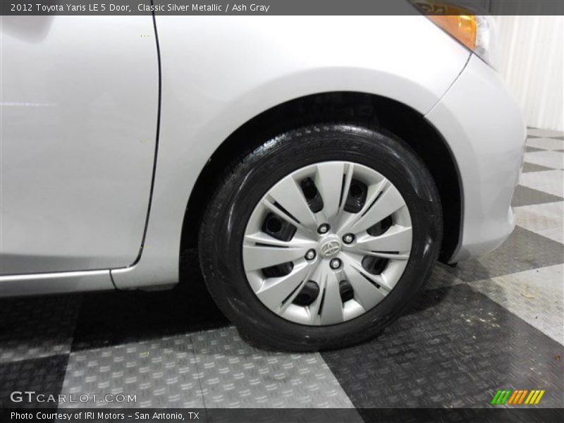 Classic Silver Metallic / Ash Gray 2012 Toyota Yaris LE 5 Door