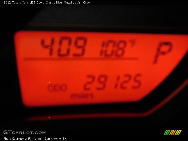 Classic Silver Metallic / Ash Gray 2012 Toyota Yaris LE 5 Door