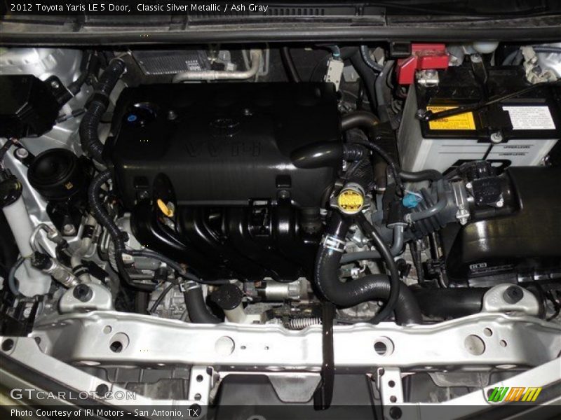 Classic Silver Metallic / Ash Gray 2012 Toyota Yaris LE 5 Door