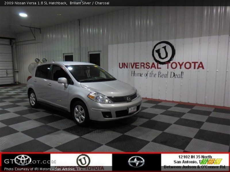 Brillant Silver / Charcoal 2009 Nissan Versa 1.8 SL Hatchback