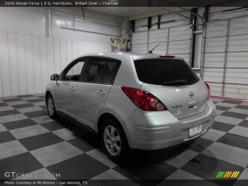 Brillant Silver / Charcoal 2009 Nissan Versa 1.8 SL Hatchback