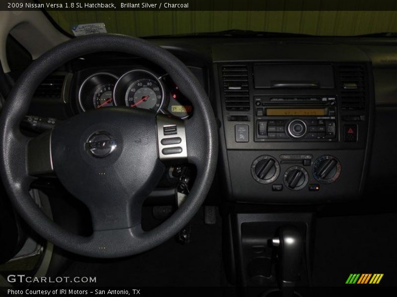 Brillant Silver / Charcoal 2009 Nissan Versa 1.8 SL Hatchback