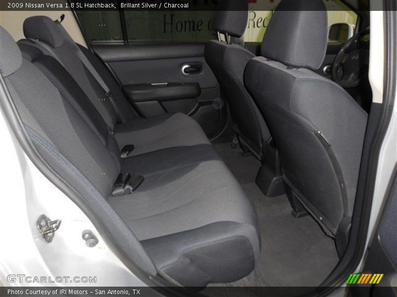 Brillant Silver / Charcoal 2009 Nissan Versa 1.8 SL Hatchback