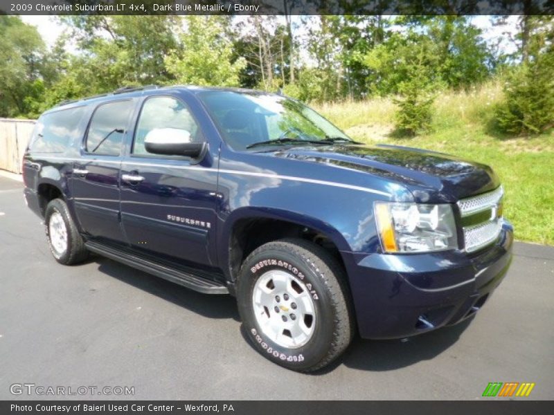 Front 3/4 View of 2009 Suburban LT 4x4
