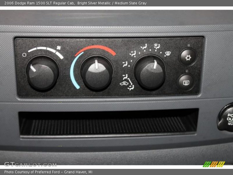 Bright Silver Metallic / Medium Slate Gray 2006 Dodge Ram 1500 SLT Regular Cab