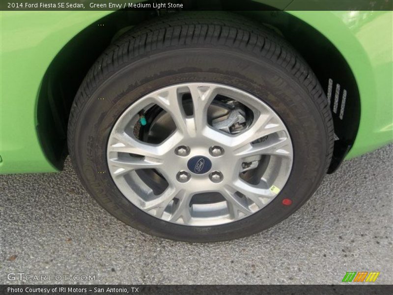 Green Envy / Medium Light Stone 2014 Ford Fiesta SE Sedan