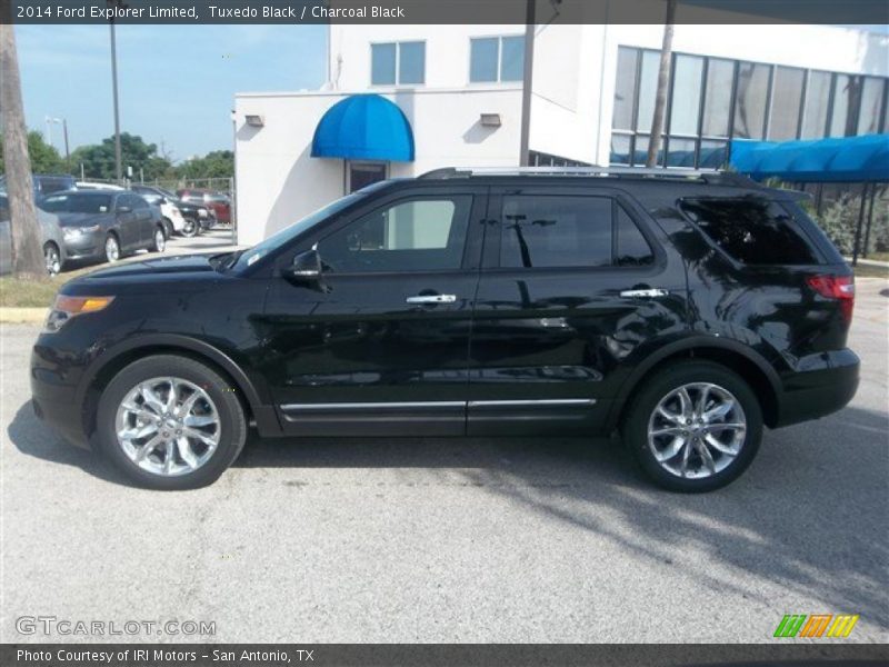 Tuxedo Black / Charcoal Black 2014 Ford Explorer Limited