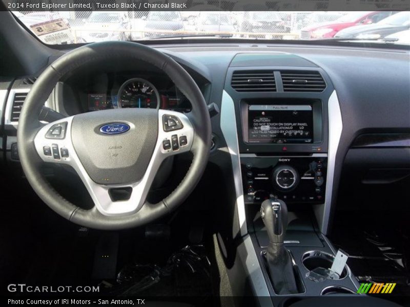 Tuxedo Black / Charcoal Black 2014 Ford Explorer Limited